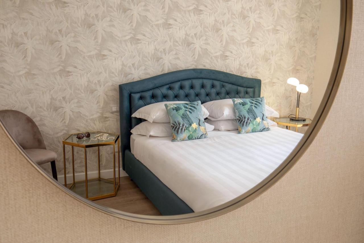 Spanish Steps Victoria Apartment Roma Esterno foto